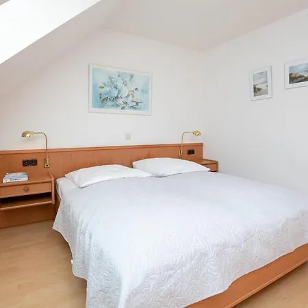 Ferienwohnpark Amselweg Bisplinghoff Holiday home *